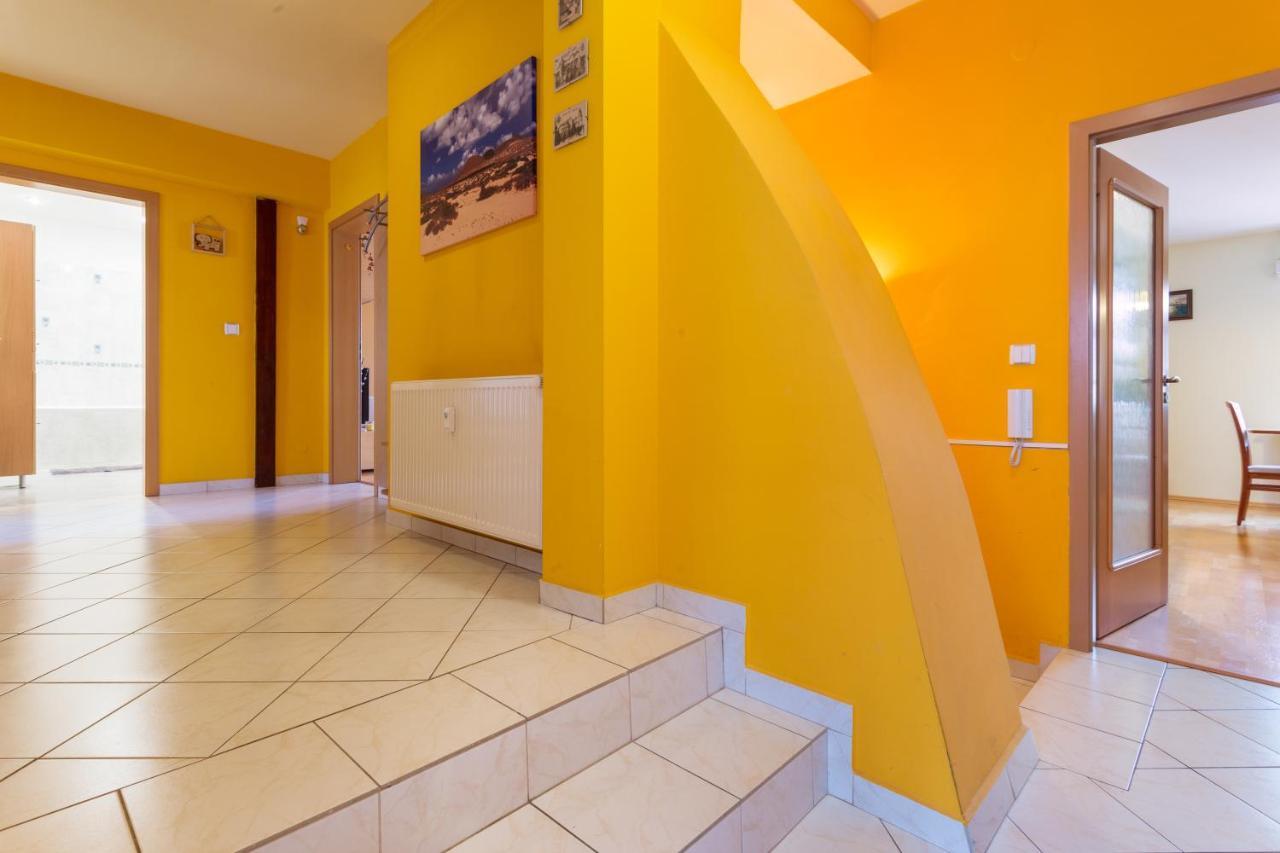 Perunova Apartments Прага Екстер'єр фото