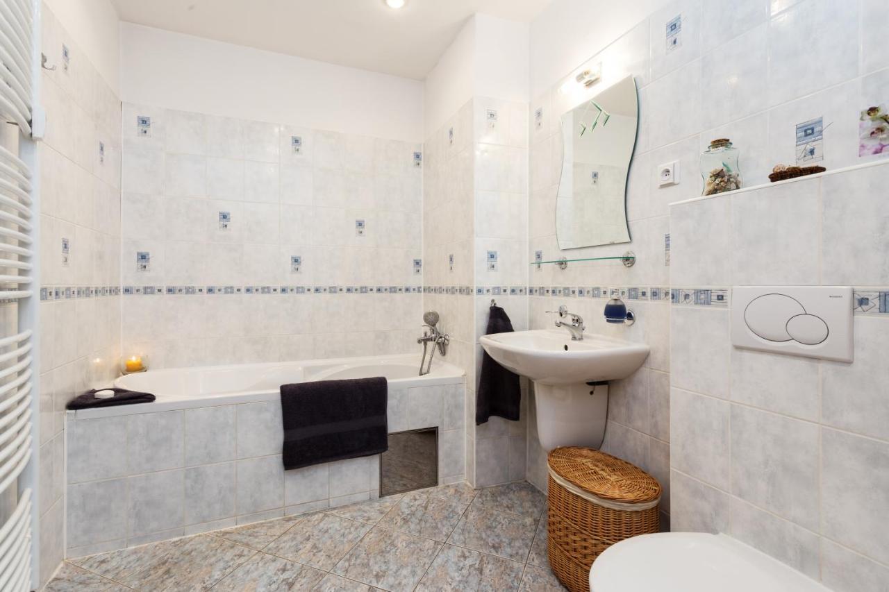 Perunova Apartments Прага Екстер'єр фото